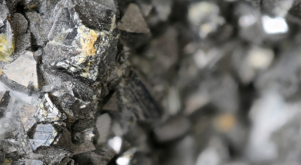 Home ZINC. International Zinc Association